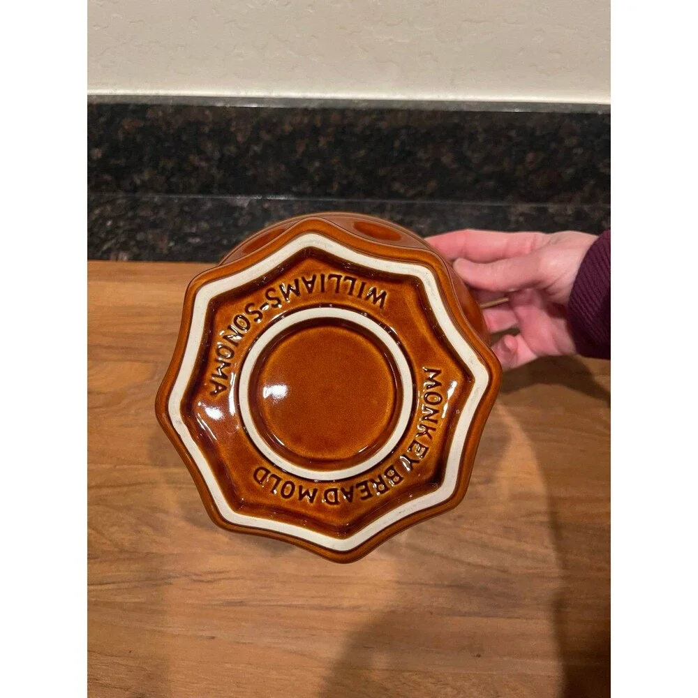 Williams Sonoma Monkey Bread Baking Mold